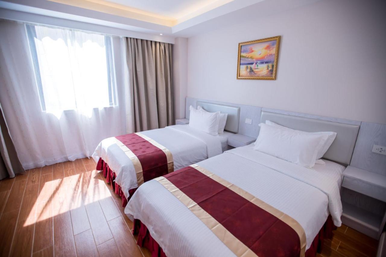 Hotel Americano Garapan Εξωτερικό φωτογραφία