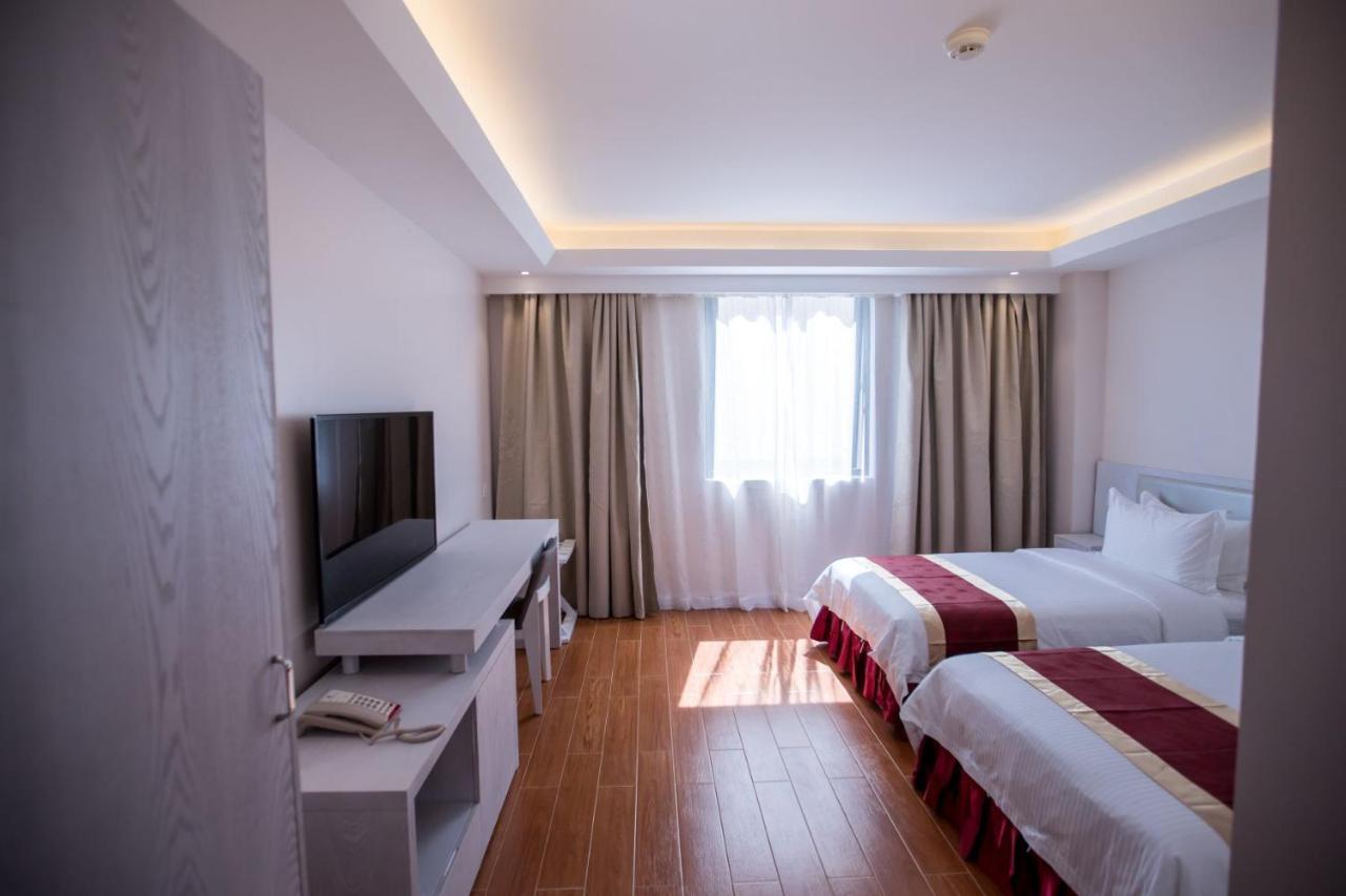 Hotel Americano Garapan Εξωτερικό φωτογραφία
